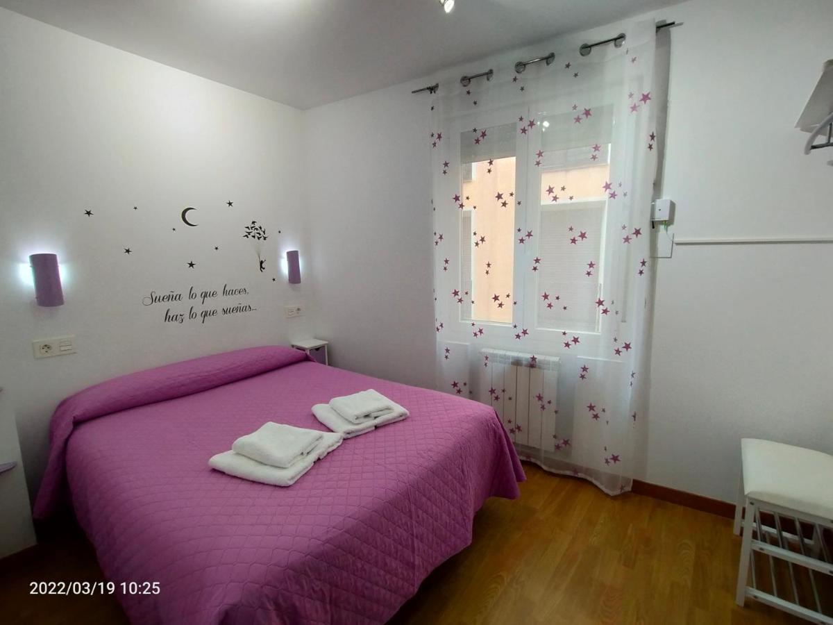Pension Travesia Del Laurel Logrono Bagian luar foto