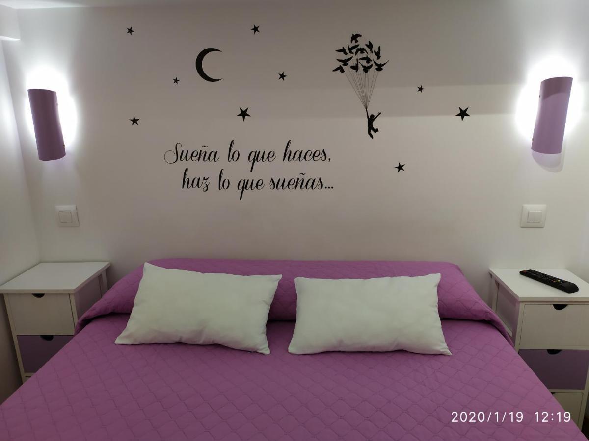 Pension Travesia Del Laurel Logrono Bagian luar foto
